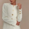 Blazer Asia con botones mixtos – Marfil Blazer Asia con botones mixtos – Marfil