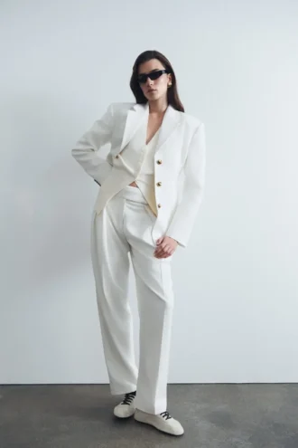 Blazer entallado Bellamy – Marfil