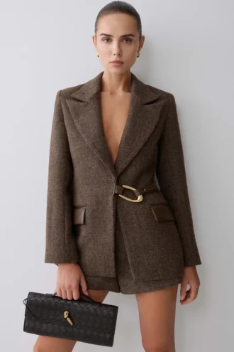 Blazer estructurado Romy con detalles metálicos – Espiga
