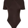 Body cruzado de manga corta Junie – Chocolate Body cruzado de manga corta Junie – Chocolate