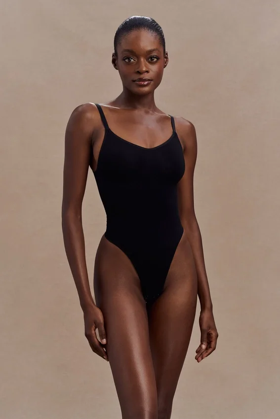 Body moldeador sin espalda Alyssa – Negro Body moldeador sin espalda Alyssa – Negro
