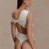 Body Niamh con espalda retorcida de modal – Marfil Body Niamh con espalda retorcida de modal – Marfil