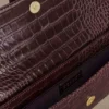 Bolso de mano Jessica de imitación de cocodrilo – Burdeos Bolso de mano Jessica de imitación de cocodrilo – Burdeos