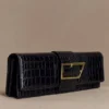 Bolso de mano Jessica de imitación de piel de cocodrilo – Negro Bolso de mano Jessica de imitación de piel de cocodrilo – Negro