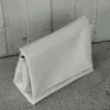 Bolso de mano oversize de piel sintética Kiera – Marfil Bolso de mano oversize de piel sintética Kiera – Marfil
