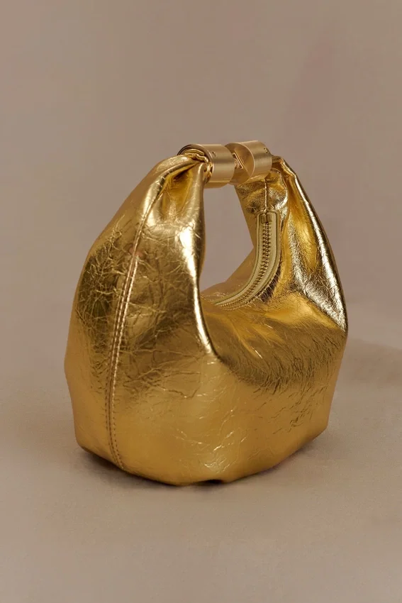Bolso de piel Bristol Mini Croissant – Dorado Bolso de piel Bristol Mini Croissant – Dorado