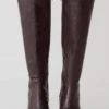 Botas Sarah de imitación de piel de cocodrilo – Chocolate Botas Sarah de imitación de piel de cocodrilo – Chocolate