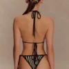 Braguita de bikini con lazo de ganchillo Corrie – Rayas negras y neutras Braguita de bikini con lazo de ganchillo Corrie – Rayas negras y neutras