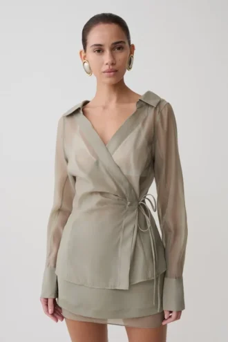 Camisa cruzada de organza Frankie – Hume