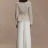 Camisa de algodón con lazo en la espalda Millie – Rayas diplomáticas beige