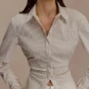 Camisa de algodón con lazo en la espalda Millie – Rayas diplomáticas beige