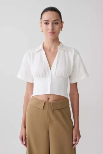 Camisa de pantalones cortos con lazo en la espalda Noelia – Blanca