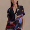 Camisa de pantalones cortos de gasa Rachel – Estampado Multi Fluid Reverie Camisa de pantalones cortos de gasa Rachel – Estampado Multi Fluid Reverie