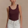Camiseta sin mangas con cuello redondo Maeva – Chocolate Camiseta sin mangas con cuello redondo Maeva – Chocolate