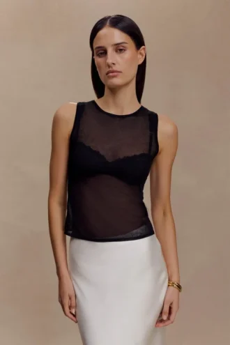 Camiseta sin mangas de punto transparente Dollie – Negro