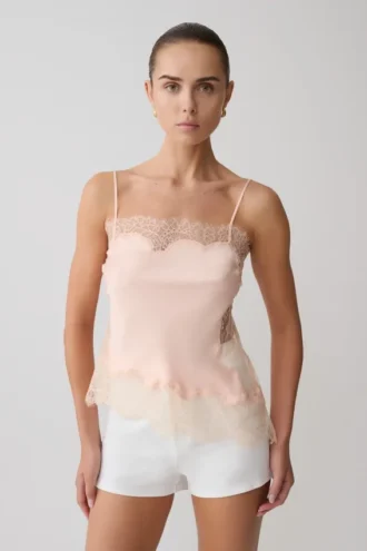 Camisola Miriam de satén y encaje – Melocotón