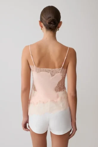 Camisola Miriam de satén y encaje – Melocotón