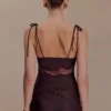 Camisola Nina de satén y encaje – Chocolate Camisola Nina de satén y encaje – Chocolate