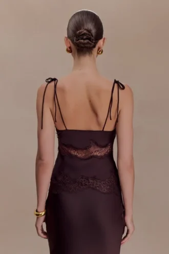 Camisola Nina de satén y encaje – Chocolate