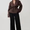 Chaqueta trench corta Alden – Chocolate Chaqueta trench corta Alden – Chocolate
