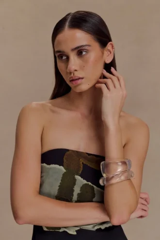 Conjunto de brazaletes de resina Marah – Transparente
