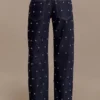 Denim de tiro medio con tachuelas Alima – Azul índigo lavado Denim de tiro medio con tachuelas Alima – Azul índigo lavado