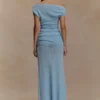 Partes de arriba de punto bouclé con hombros descubiertos de Chloe – Azul claro
