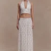Partes de arriba sin mangas con cuello halter plisado de Amaris – Estampado floral pequeño