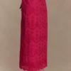 Falda midi Kensley Broderie – Dragonfruit Falda midi Kensley Broderie – Dragonfruit