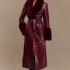 Gabardina Bec de piel sintética con pelo sintético – Rojo cereza Gabardina Bec de piel sintética con pelo sintético – Rojo cereza