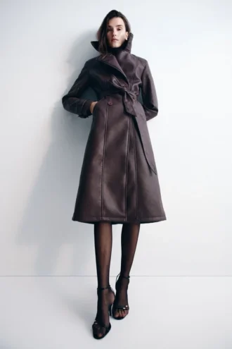 Gabardina de imitación de cuero Tarah – Marrón cacao