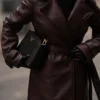 Gabardina de imitación de cuero Tarah – Marrón cacao Gabardina de imitación de cuero Tarah – Marrón cacao