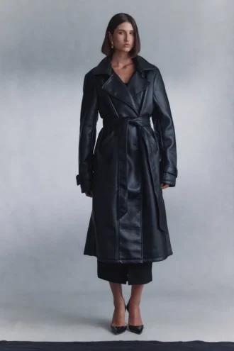 Gabardina Tarah de imitación de piel – Negro