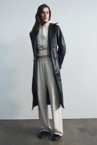 Gabardina Tarah de imitación de piel – Negro