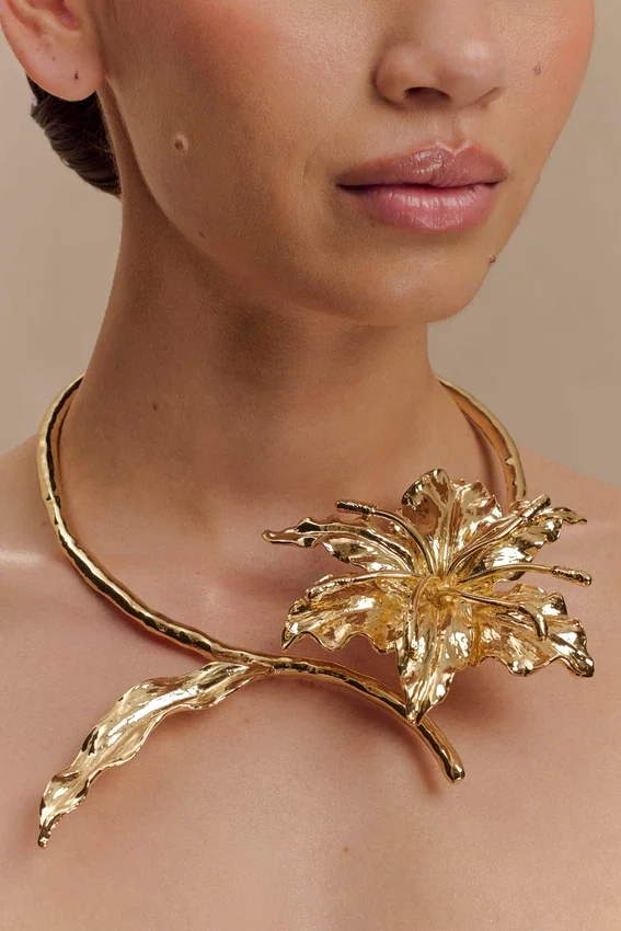 Gargantilla floral Allona – Oro Gargantilla floral Allona – Oro