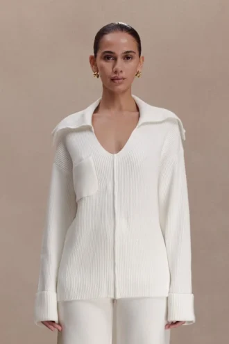 Jersey de punto con cuello en V Bianka – Blanco roto