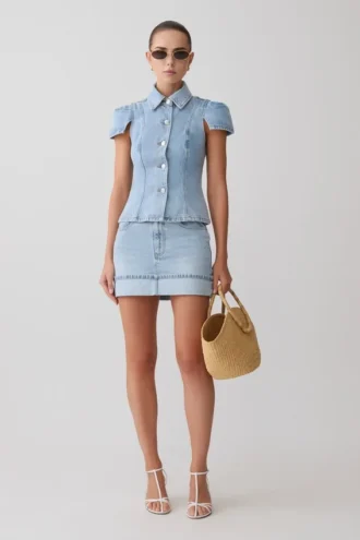 Minifalda Denim con vuelta Lakoda – Azul claro lavado Minifalda Denim con vuelta Lakoda – Azul claro lavado