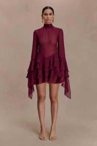 Minivestido de gasa con volantes Nimah – Vino