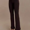 Pantalones acampanados acanalados Suzie – Chocolate Pantalones acampanados acanalados Suzie – Chocolate