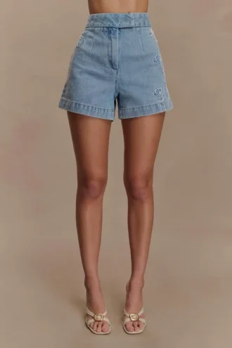Pantalones cortos bordados Kylee – Azul medio Pantalones cortos bordados Kylee – Azul medio