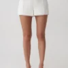 Pantalones cortos de lino Melody con encaje – Blanco