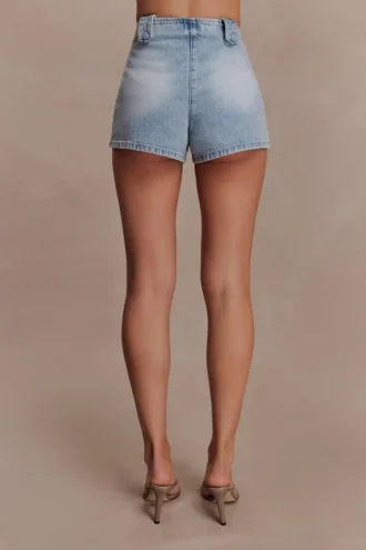 Pantalones cortos Denim de talle medio Erin – Azul claro lavado Pantalones cortos Denim de talle medio Erin – Azul claro lavado