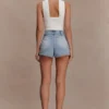 Pantalones cortos Denim de talle medio Erin – Azul claro lavado Pantalones cortos Denim de talle medio Erin – Azul claro lavado