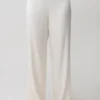 Pantalones de pierna recta de mezcla de seda Kayla – Marfil Pantalones de pierna recta de mezcla de seda Kayla – Marfil