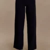 Pantalones de punto de pierna recta Kerrymae – Negro