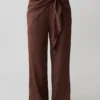 Pantalones de satén con lazo cruzado Gia – Chocolate Pantalones de satén con lazo cruzado Gia – Chocolate