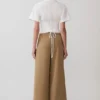 Camisa de pantalones cortos con lazo en la espalda Noelia – Blanca Camisa de pantalones cortos con lazo en la espalda Noelia – Blanca