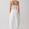 Body de encaje transparente con escote en V Jasper – Marfil Body de encaje transparente con escote en V Jasper – Marfil