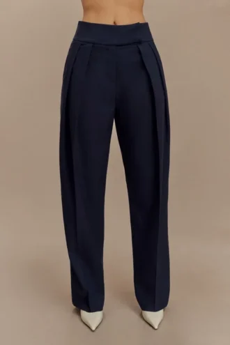 Pantalones plisados de cintura alta Penelope – Azul marino oscuro Pantalones plisados de cintura alta Penelope – Azul marino oscuro
