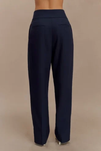 Pantalones plisados de cintura alta Penelope – Azul marino oscuro Pantalones plisados de cintura alta Penelope – Azul marino oscuro